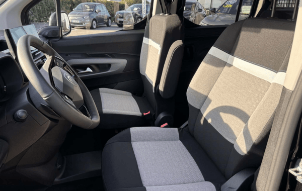 citroen-berlingo-taille-m-1-5-bluehdi-130ch-s-s-max-eat8-5-places - 941174713