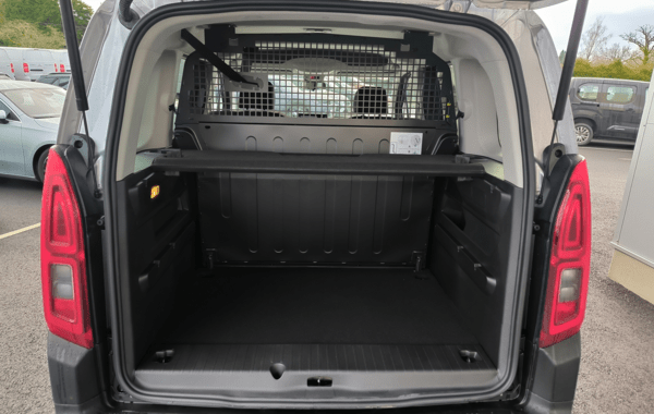 citroen-berlingo-taille-m-1-5-bluehdi-130ch-s-s-max-eat8-5-places - 941334713