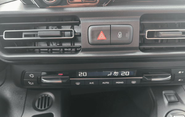 citroen-berlingo-taille-m-1-5-bluehdi-130ch-s-s-max-eat8-5-places - 941334713