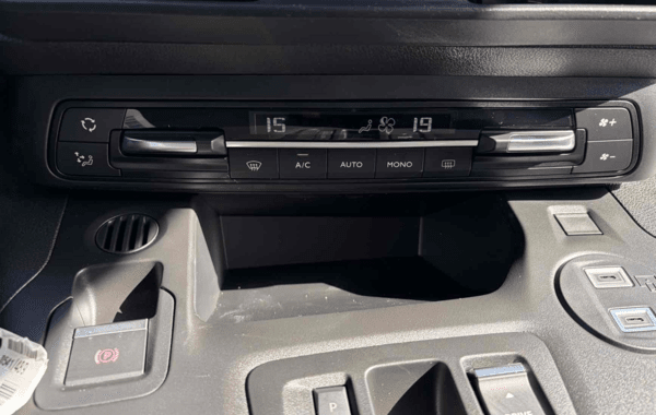 citroen-berlingo-taille-m-1-5-bluehdi-130ch-s-s-max-eat8-5-places - 941404713