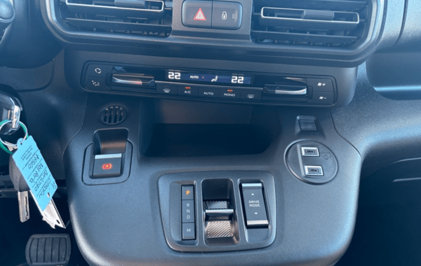 citroen-berlingo-taille-m-1-5-bluehdi-130ch-s-s-max-eat8-5-places - 941854713