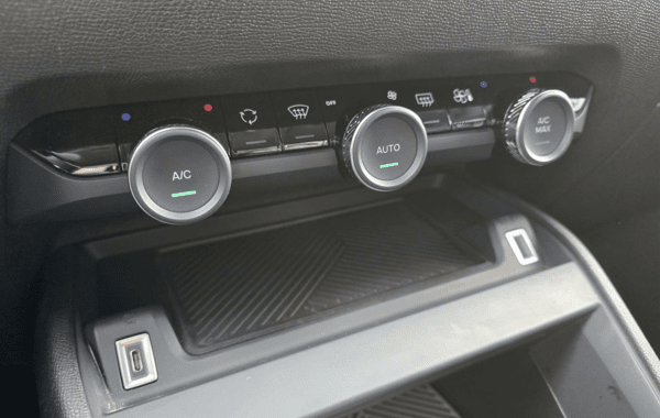 citroen-c4-puretech-130ch-s-s-shine-eat8 - 943374713