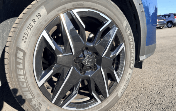 peugeot-5008-hybrid-145ch-gt-e-dcs6 - 943594713