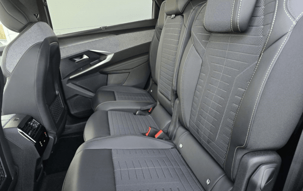 peugeot-5008-hybrid-145ch-gt-e-dcs6 - 943744713