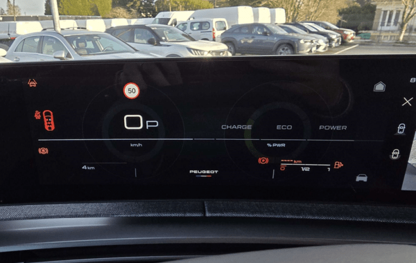 peugeot-5008-hybrid-145ch-gt-e-dcs6 - 943744713