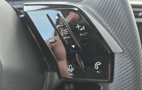 peugeot-5008-hybrid-145ch-gt-e-dcs6 - 943744713