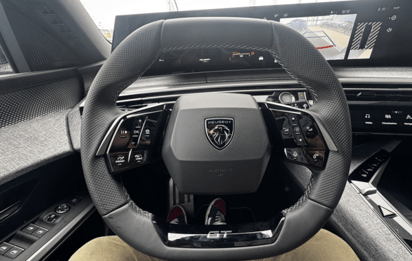 peugeot-5008-hybrid-145ch-gt-e-dcs6 - 943804713