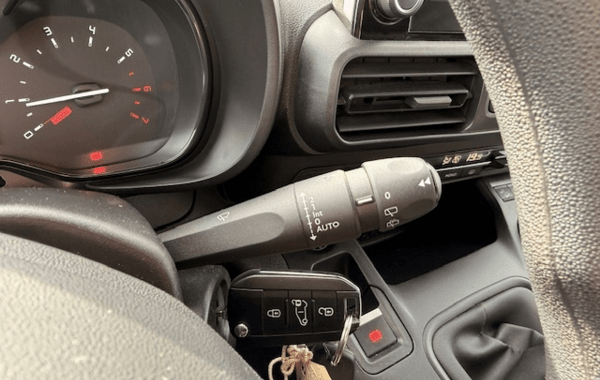 citroen-berlingo-van-m-650kg-bluehdi-130-s-s-club - 943904713