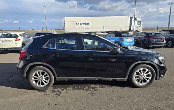 mercedes-gla-200-d-sensation-4matic-7g-dct - 944124713