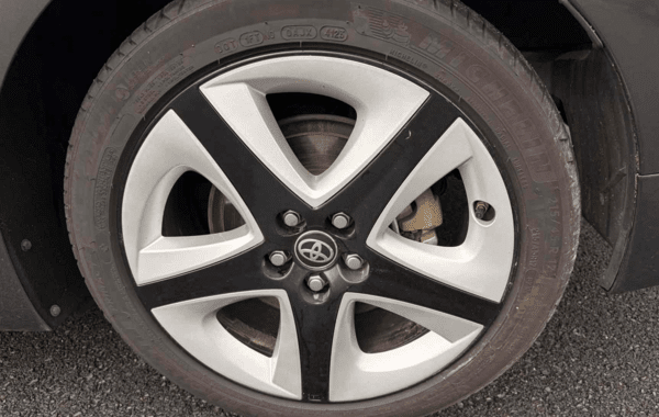 toyota-prius-122h-dynamic - 944954713