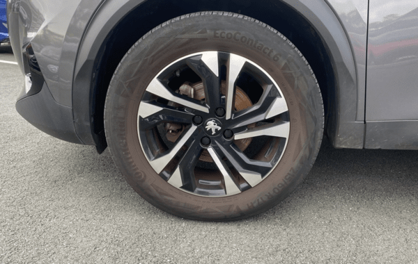 peugeot-2008-1-2-puretech-130ch-s-s-roadtrip - 945224713