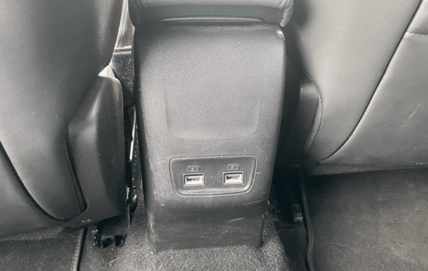 peugeot-2008-1-2-puretech-130ch-s-s-roadtrip - 945224713