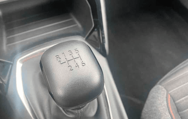 peugeot-2008-1-2-puretech-100ch-s-s-active-pack - 945254713