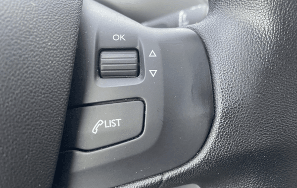 peugeot-208-affaire-1-2-puretech-82ch-s-s-premium-pack-euro6c - 945354713