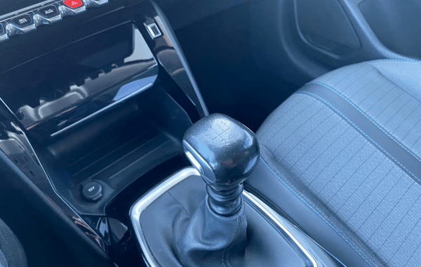 peugeot-208-1-2-puretech-100ch-s-s-allure - 945494713