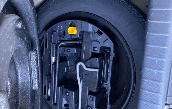 peugeot-208-1-2-puretech-100ch-s-s-allure - 945494713