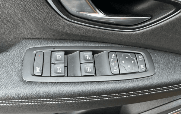 renault-scenic-iv-1-6-dci-160ch-energy-edition-one-edc - 945704713