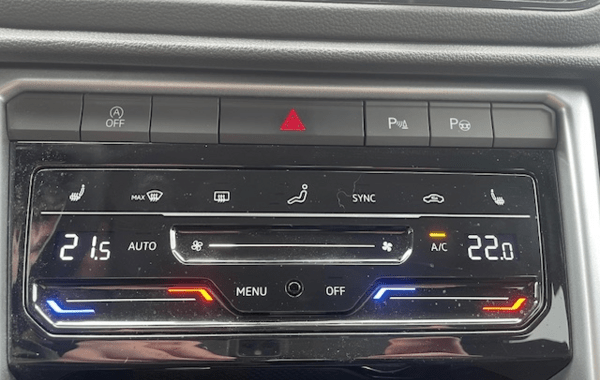 volkswagen-t-roc-1-5-tsi-evo2-150ch-life-plus-dsg7 - 945864713