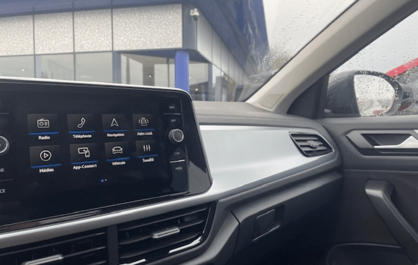 volkswagen-t-roc-1-5-tsi-evo2-150ch-life-plus-dsg7 - 945864713