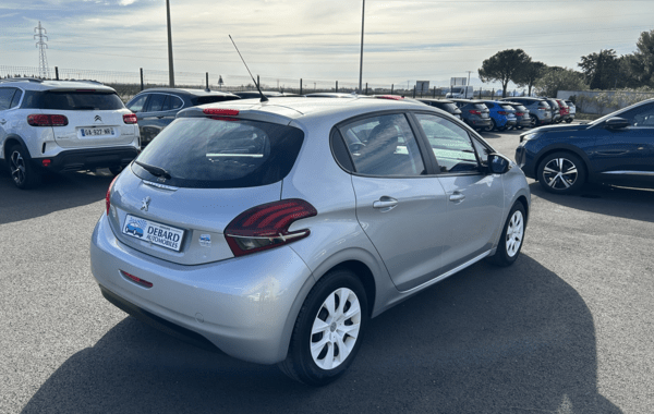 peugeot-208-1-2-puretech-68ch-like-5p - 946094713