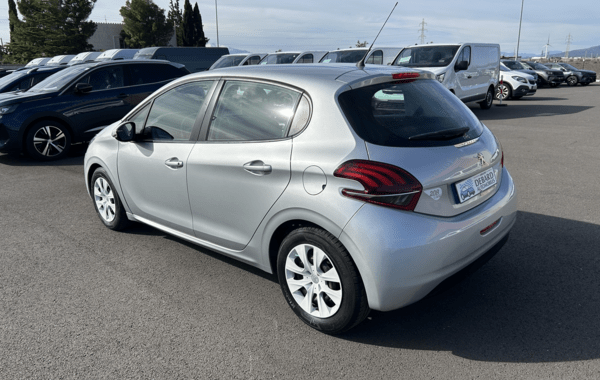 peugeot-208-1-2-puretech-68ch-like-5p - 946094713