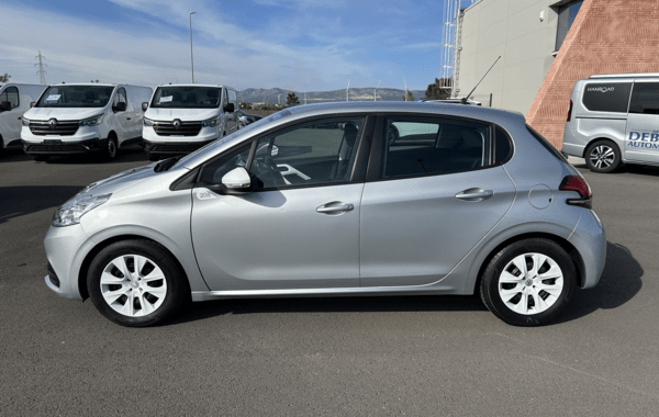 peugeot-208-1-2-puretech-68ch-like-5p - 946094713