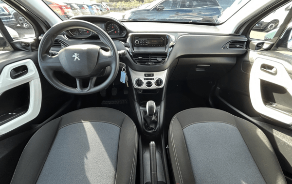 peugeot-208-1-2-puretech-68ch-like-5p - 946094713