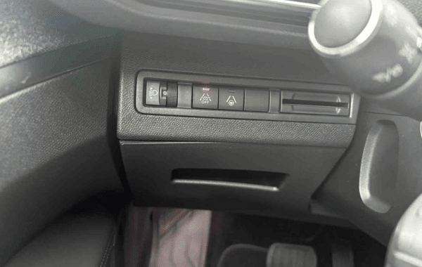 peugeot-3008-1-5-bluehdi-130ch-s-s-allure-pack-eat8 - 946124713