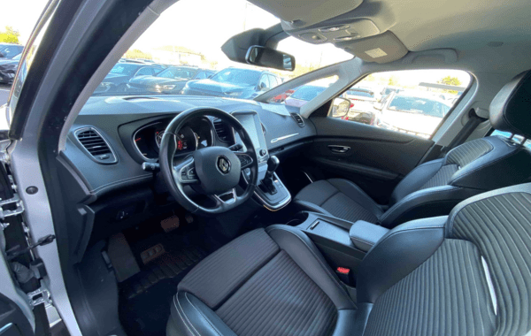 renault-grand-scenic-iv-1-7-blue-dci-150ch-business-intens-edc-7-places - 946214713