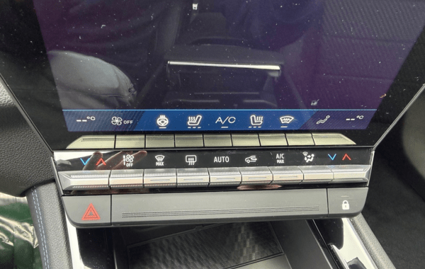 renault-austral-1-2-e-tech-full-hybrid-200ch-esprit-alpine-26 - 946334713