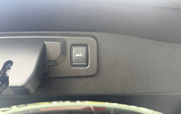 renault-austral-1-2-e-tech-full-hybrid-200ch-esprit-alpine-26 - 946344713