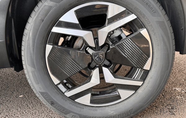 peugeot-2008-1-2-hybrid-145ch-gt-e-dcs6 - 946774713