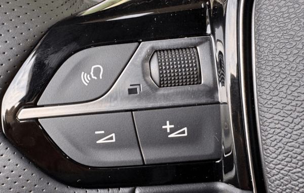 peugeot-2008-1-2-hybrid-145ch-gt-e-dcs6 - 946774713