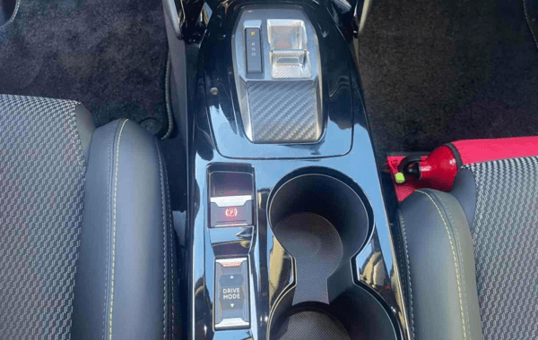 peugeot-2008-1-2-hybrid-145ch-gt-e-dcs6 - 946824713