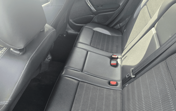 peugeot-2008-1-2-puretech-110ch-allure-s-s - 946854713