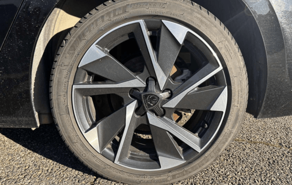 peugeot-308-1-5-bluehdi-130ch-s-s-allure-pack-eat8 - 946864713