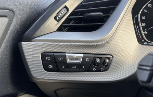 bmw-serie-1-f40-116da-116ch-business-design-dkg7 - 947174713