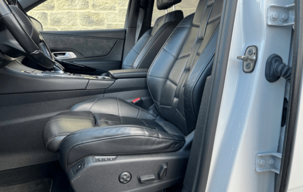 ds-ds-7-crossback-bluehdi-180ch-opera-automatique - 947214713