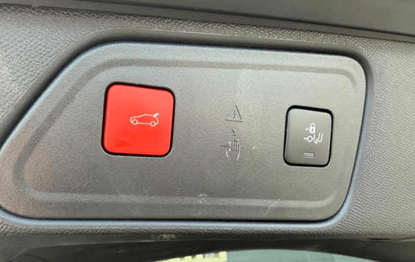 peugeot-3008-hybrid-225ch-gt-e-eat8 - 947394713