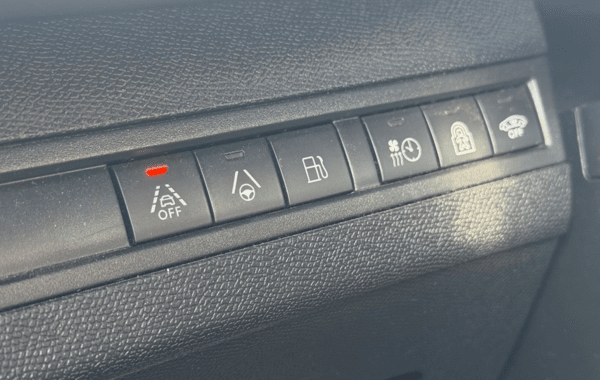 peugeot-3008-hybrid-225ch-gt-e-eat8 - 947394713