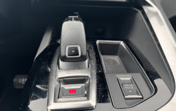 peugeot-3008-1-5-bluehdi-130ch-s-s-active-pack-eat8 - 947494713