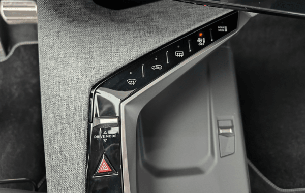 peugeot-3008-1-2-hybrid-145ch-gt-e-dcs6 - 947634713