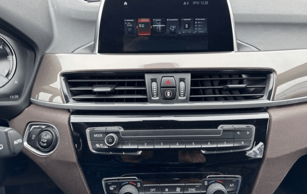 bmw-x1-f48-sdrive18da-150ch-xline-euro6c - 947734713