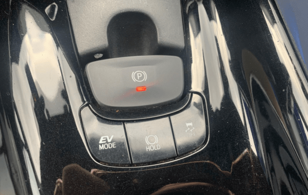 toyota-c-hr-122h-graphic-2wd-e-cvt - 947914713