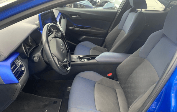 toyota-c-hr-122h-graphic-2wd-e-cvt - 947914713