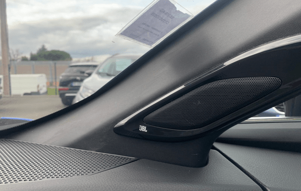 toyota-c-hr-122h-graphic-2wd-e-cvt - 947914713