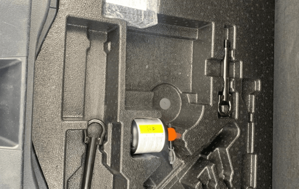 toyota-c-hr-122h-graphic-2wd-e-cvt - 947914713