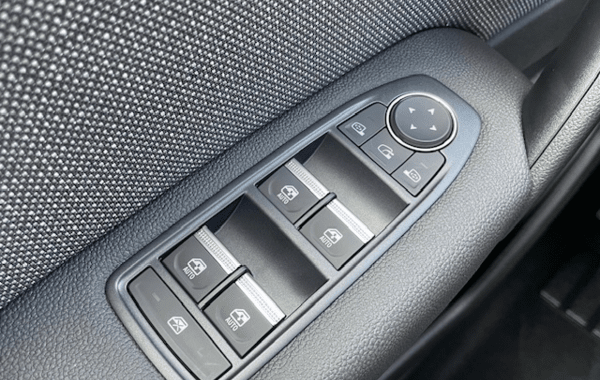 renault-captur-ii-1-8-e-tech-full-hybrid-160ch-techno-25 - 947964713