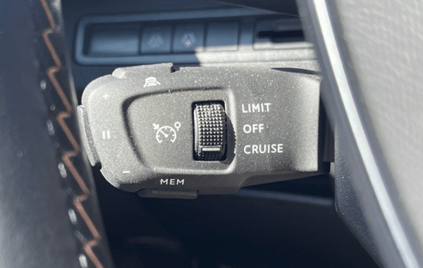 peugeot-3008-1-5-bluehdi-130ch-s-s-gt-eat8 - 948124713