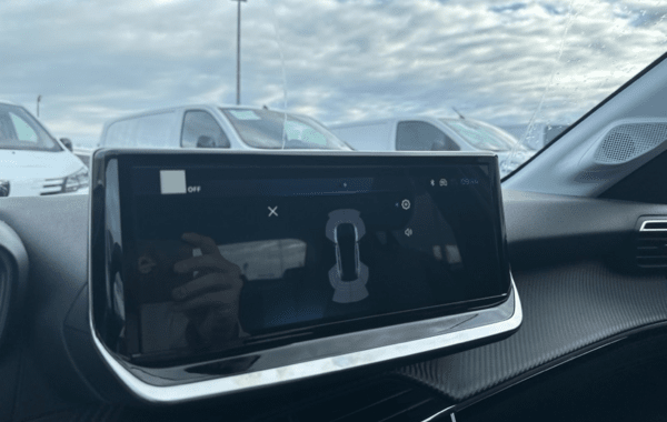 peugeot-208-1-2-hybrid-145ch-allure-e-dcs6 - 948244713